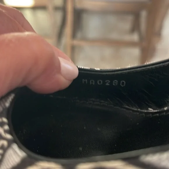 Louis Vuitton Victorian Shoes - Picture 7 of 9